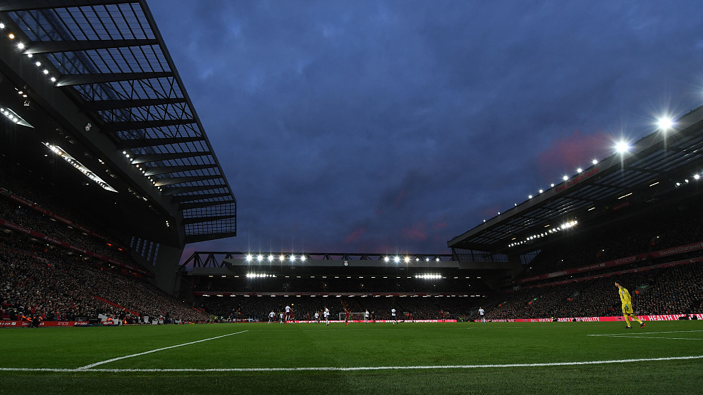 助罗马升至意甲榜首，斯维拉尔达成罗马生涯100场里程碑