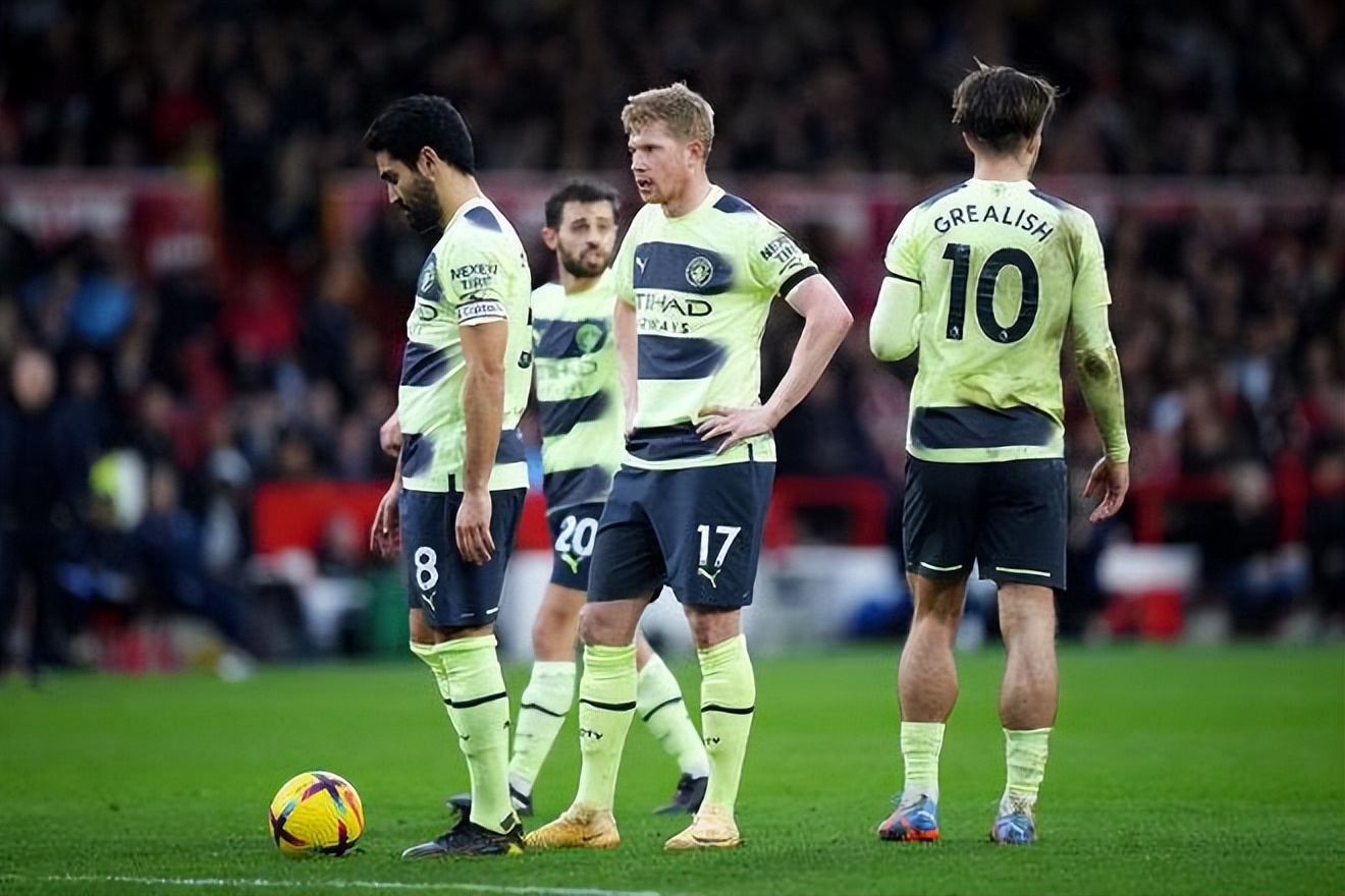 《在场外》视频栏目｜对话辽宁铁人：家乡、平常心和关于中超的明天