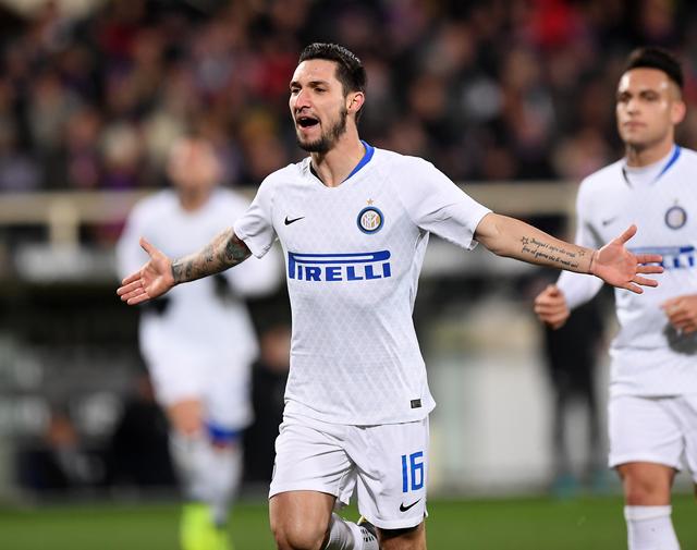 球迷比赛期间骂尤文踢得太烂，斯帕莱蒂回击：你们想怎样？