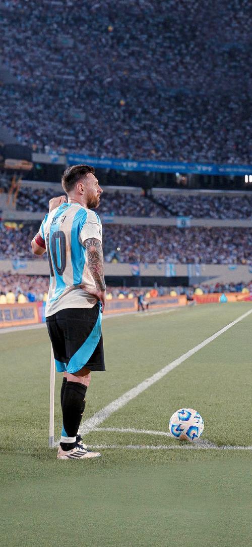 战胜阿森纳后，热刺社媒发文：又一座奖杯到手