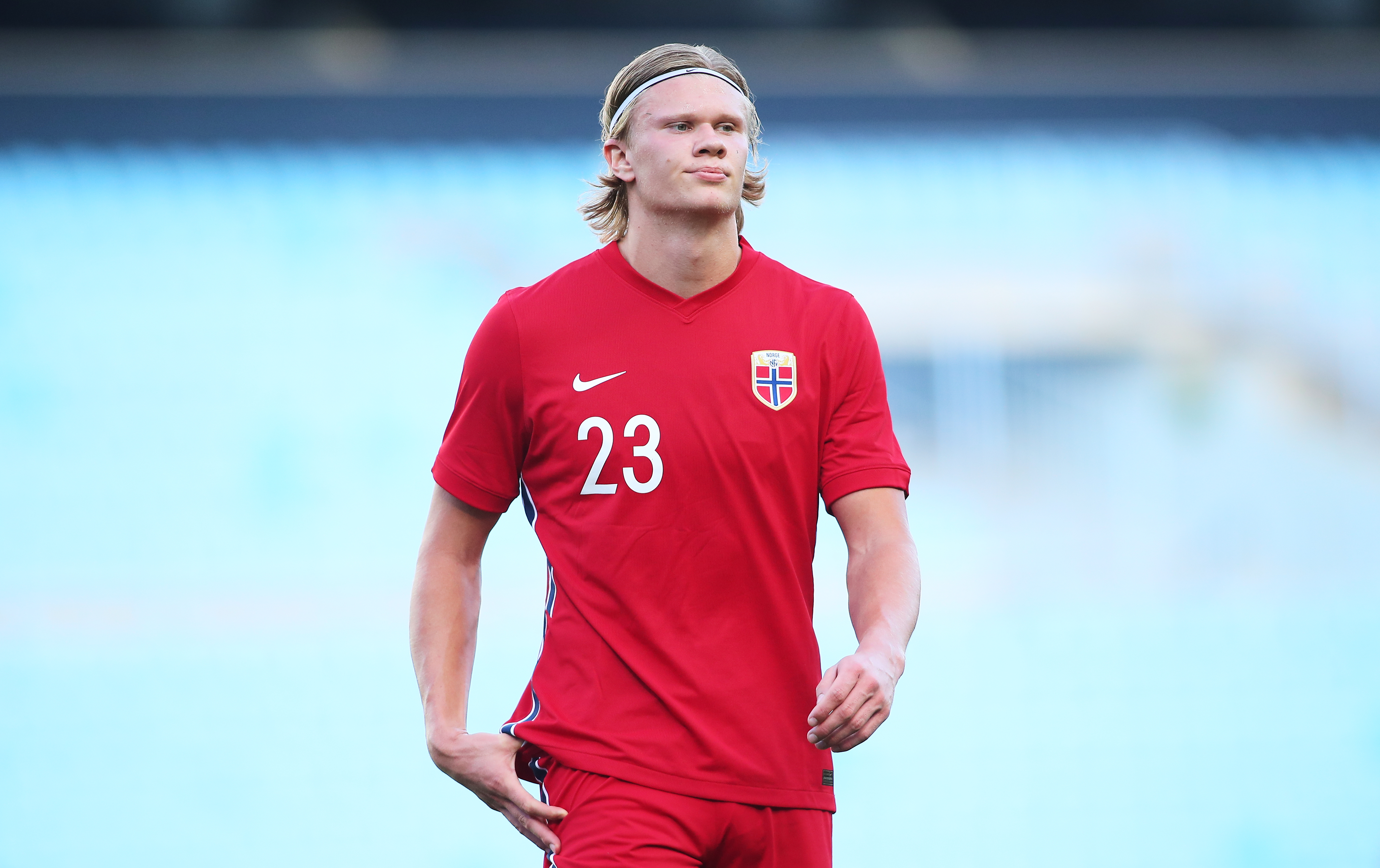 狼队主帅：对阵曼联希望终结连败，要表现得像冠军队伍一样