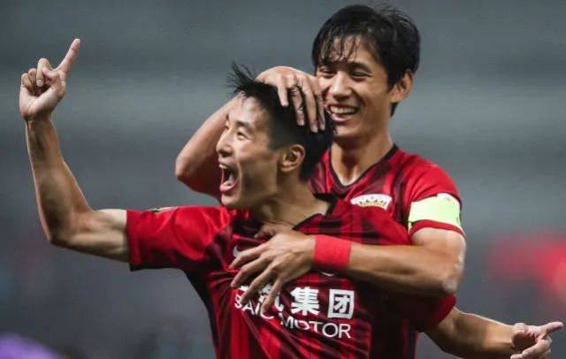 半场战报：汉堡0-1云达不莱梅，斯特奇破门