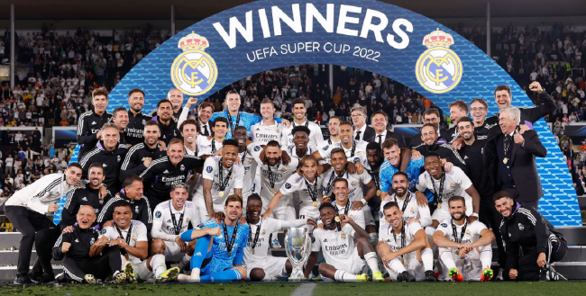 杨瀚森首发出战7分54秒，得到1篮板1失误4犯规。